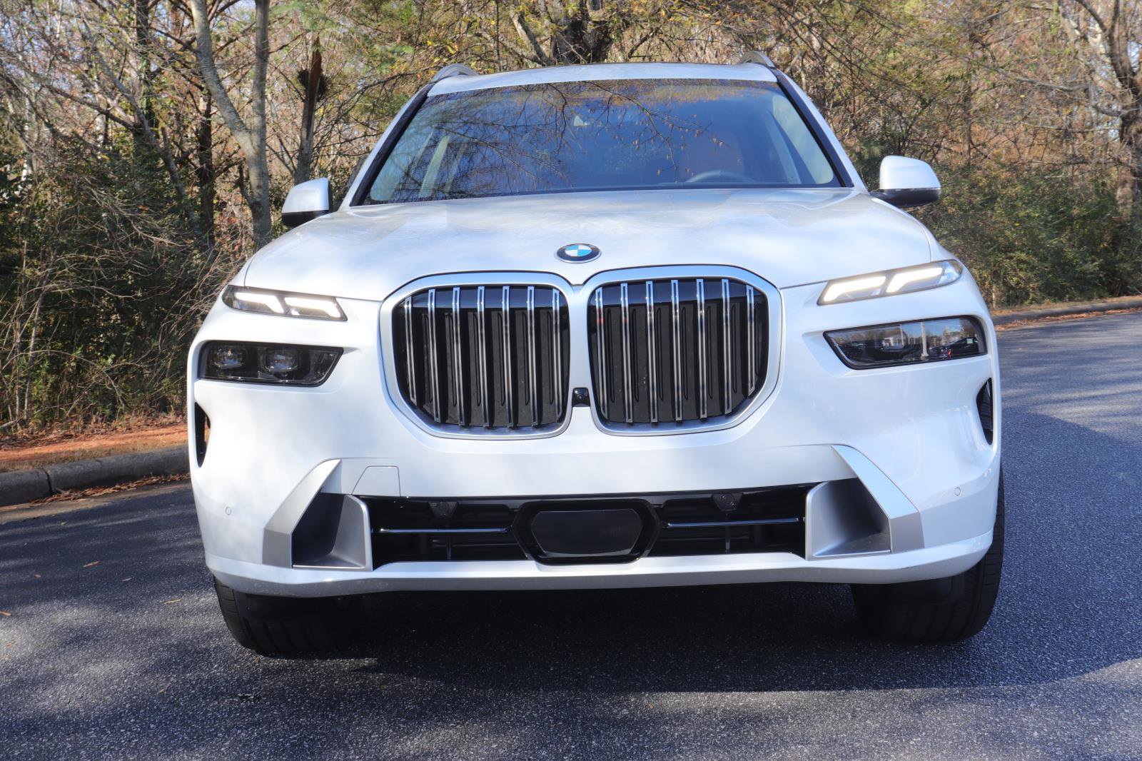 New 2026 BMW X7 xDrive40i image 2
