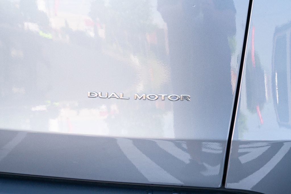 Used 2026 Tesla Model Y Long Range AWD/4WD image 15