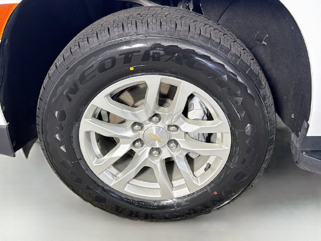 Used 2024 Chevrolet Tahoe LT RWD image 37