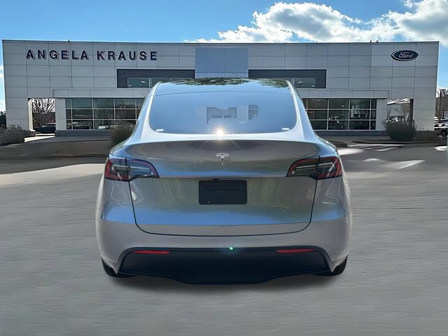 Used 2025 Tesla Model Y Long Range RWD image 7