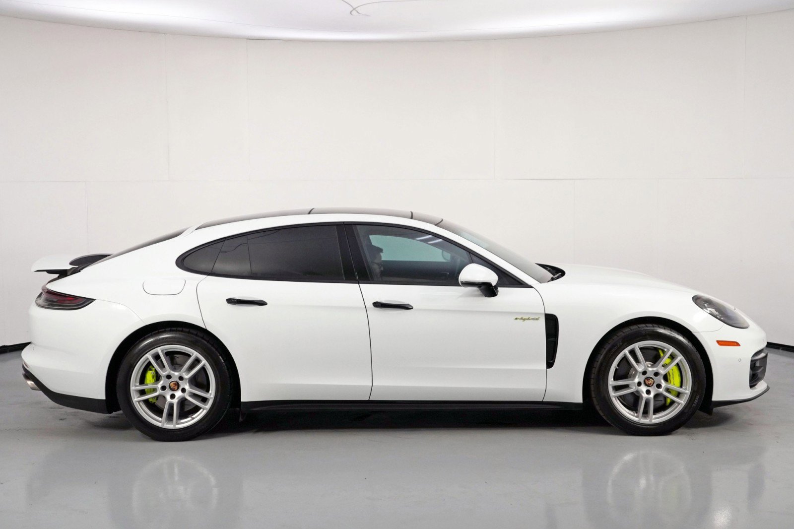Used 2023 Porsche Panamera 4 image 55