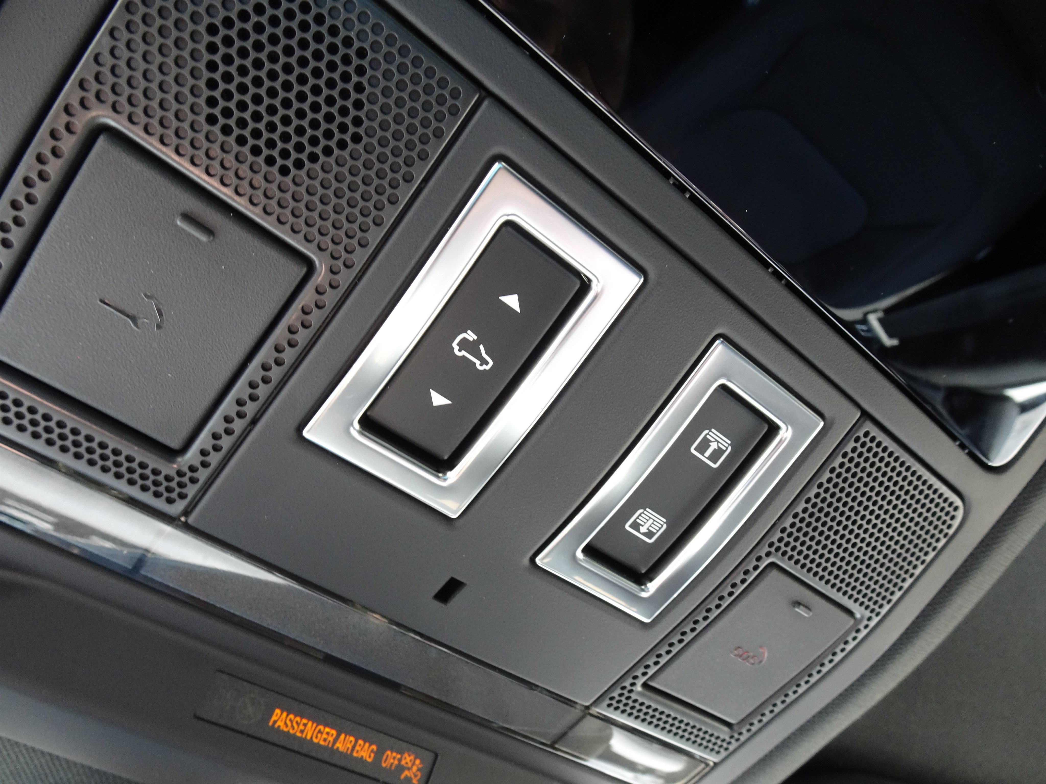 New 2026 Land Rover Defender 110 S AWD/4WD image 29
