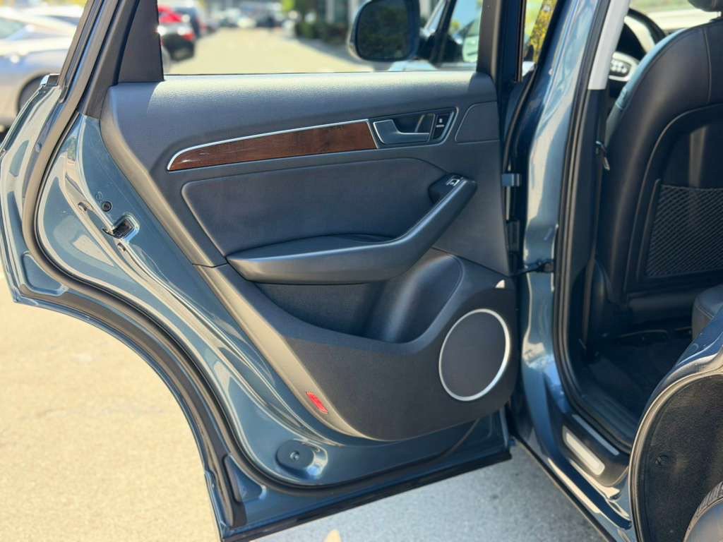 Used 2016 Audi Q5 2.0T Premium Plus w/ Technology Package AWD/4WD image 17