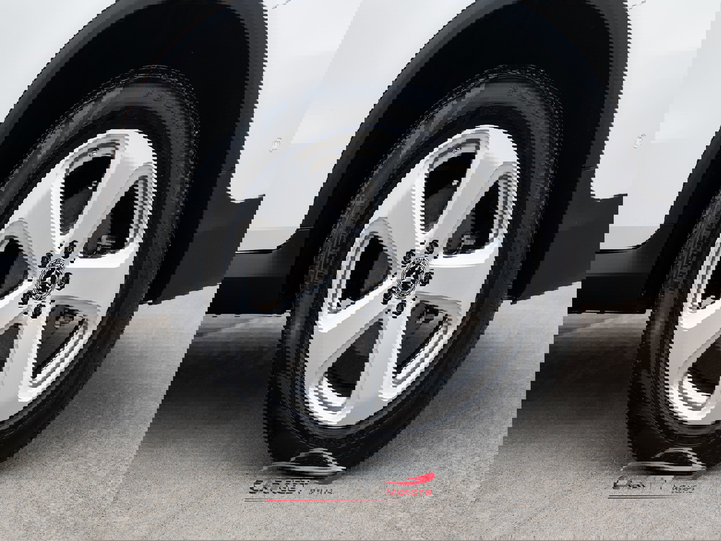 Used 2020 Mercedes-Benz GLC 300 4MATIC image 12