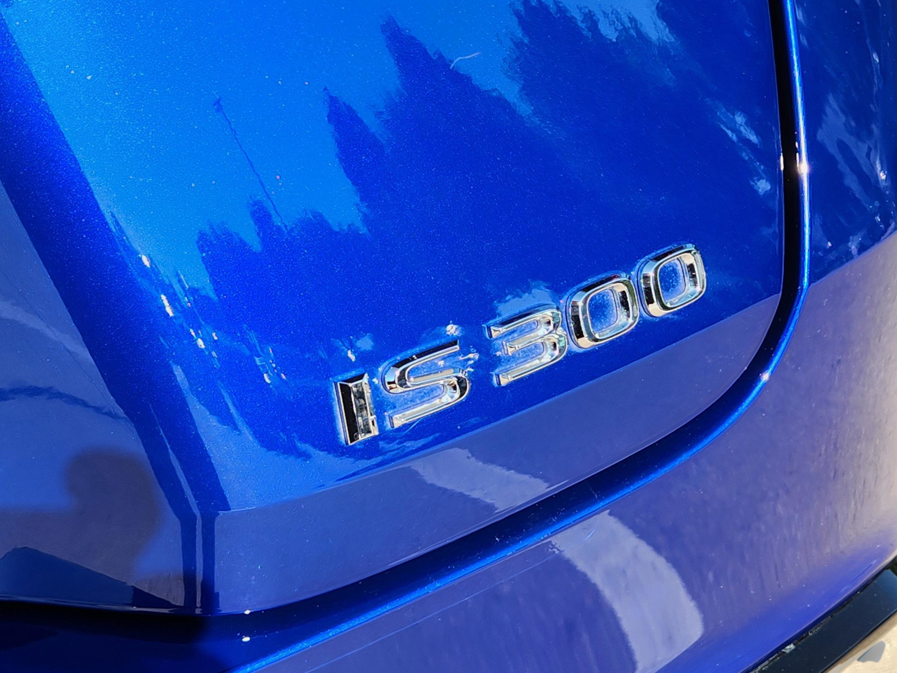 Used 2024 Lexus IS 300 F Sport RWD image 40