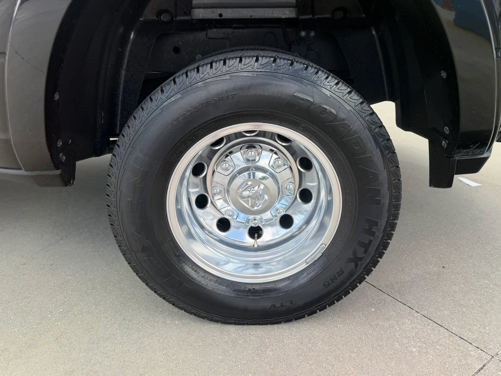 Used 2023 RAM 3500 Limited AWD/4WD image 14
