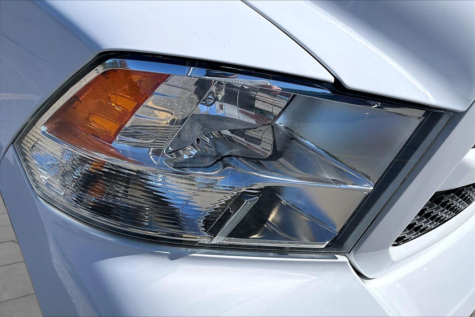 Used 2019 RAM 1500 Express AWD/4WD image 27
