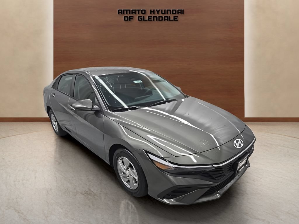 New 2026 Hyundai Elantra SE FWD image 9
