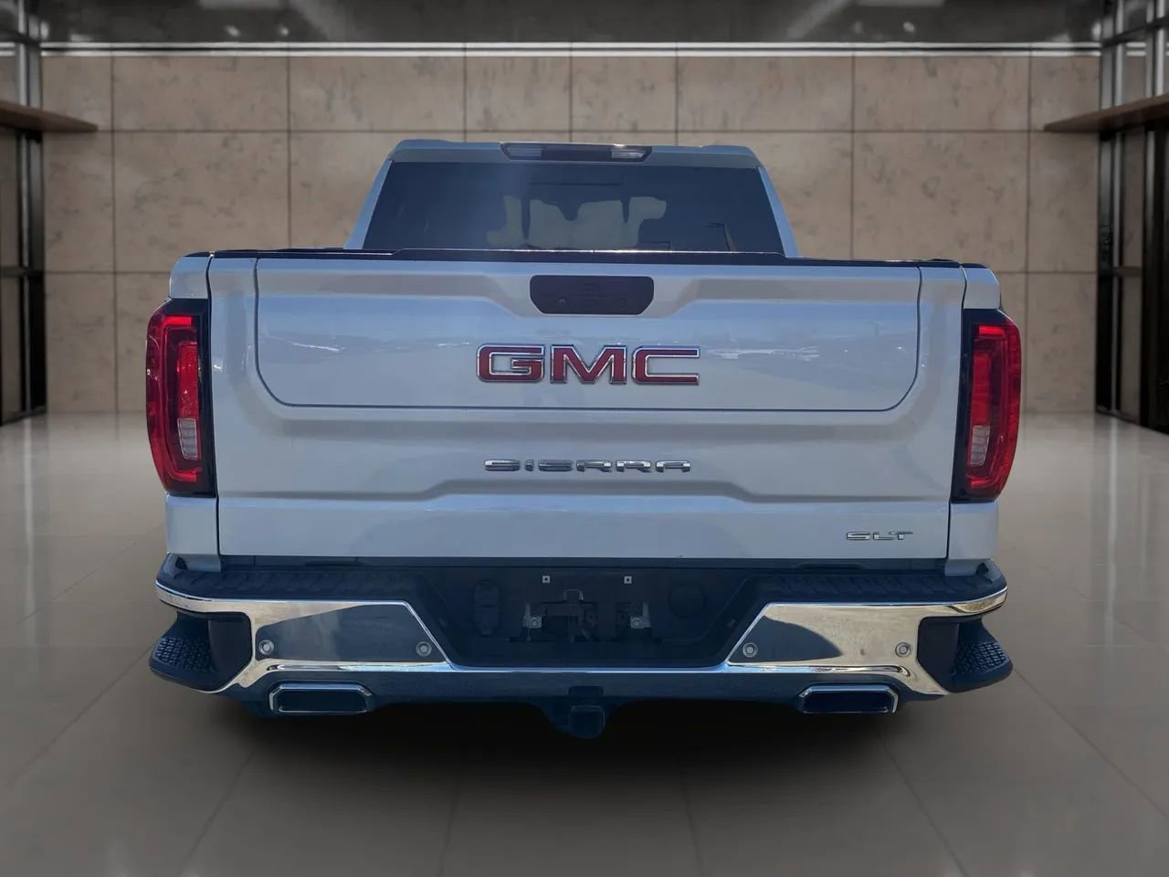 Used 2019 GMC Sierra 1500 SLT w/ SLT Premium Plus Package image 4
