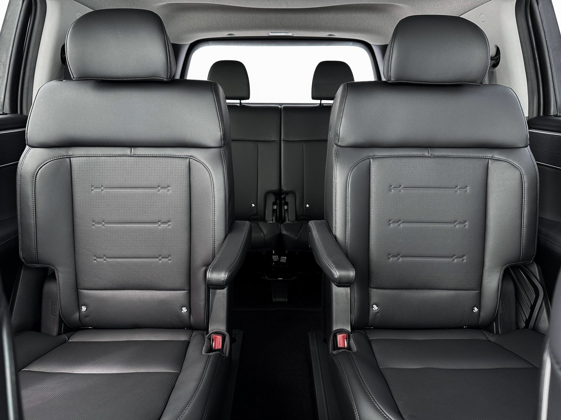 New 2026 Hyundai Santa Fe Limited AWD/4WD image 17