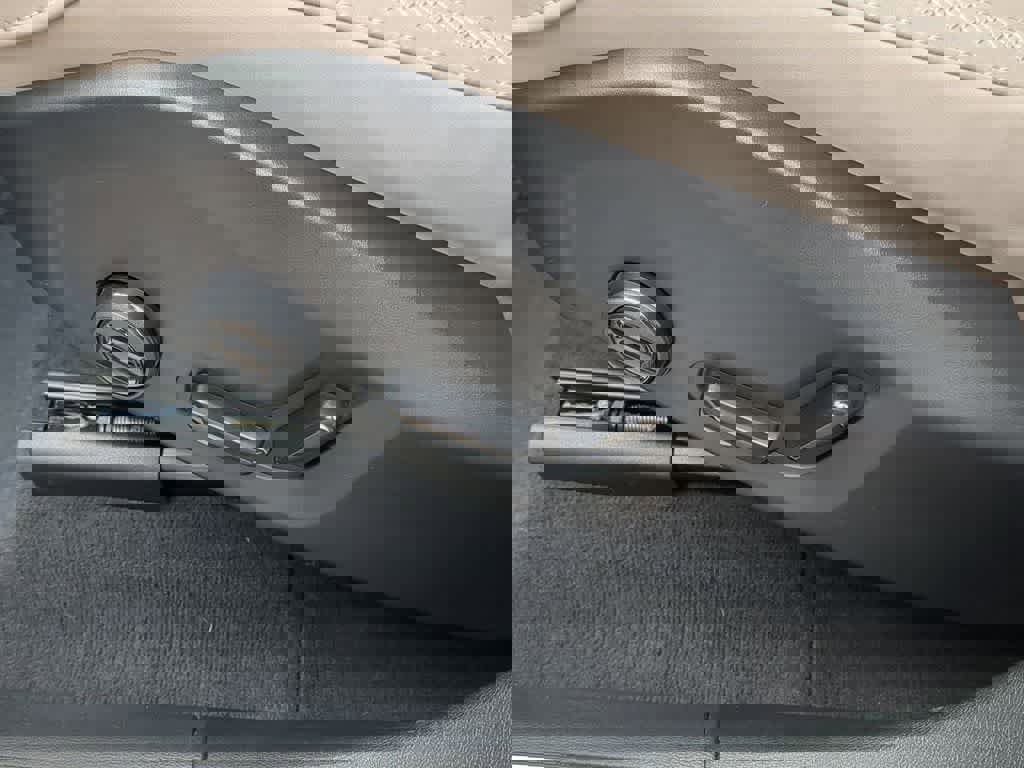 Certified 2026 Volvo XC60 B5 Plus w/ Protection Package Premier image 16