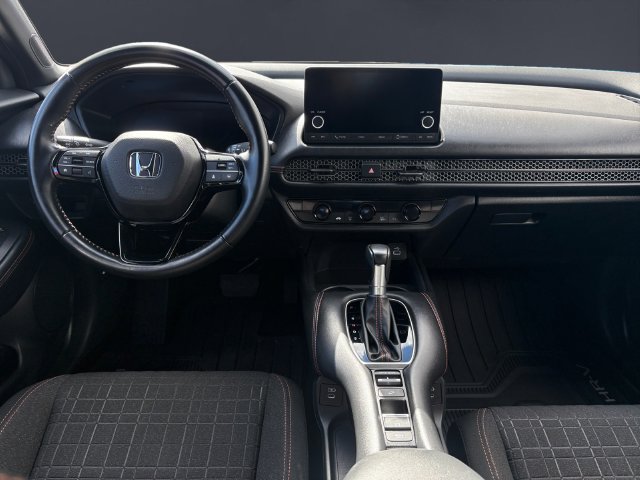 Certified 2025 Honda HR-V Sport image 10