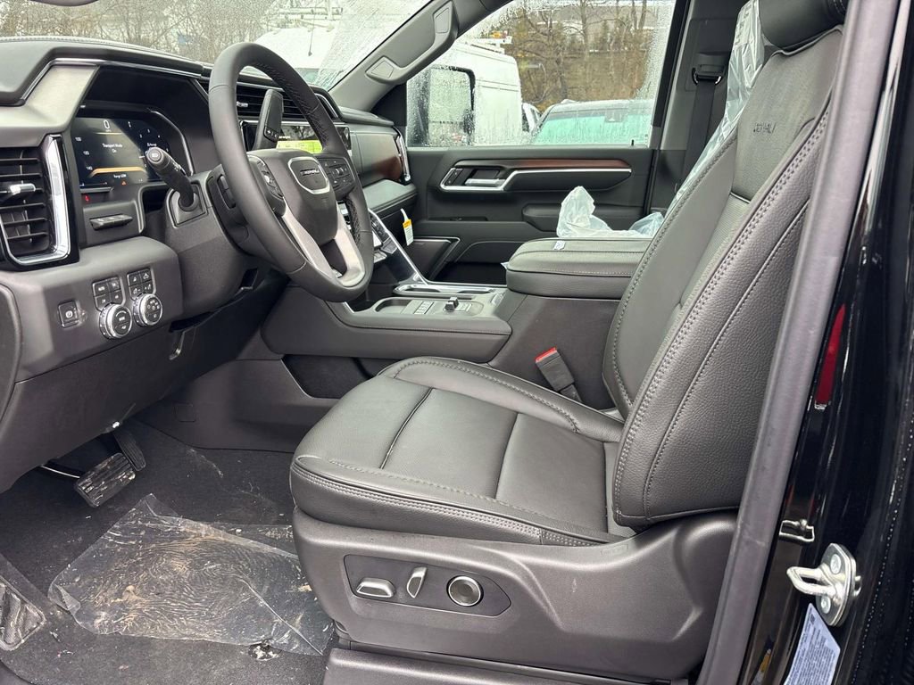 New 2026 GMC Sierra 3500 Denali w/ Denali Reserve Package image 9