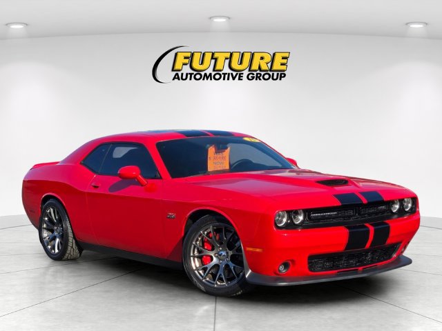 Used 2015 Dodge Challenger SRT w/ Technology Group