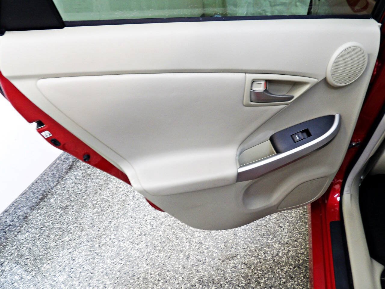 Used 2013 Toyota Prius Four FWD image 9