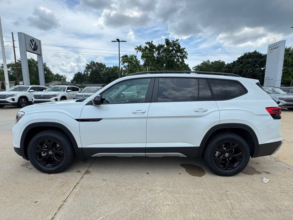 New 2026 Volkswagen Atlas Peak Edition AWD/4WD image 8