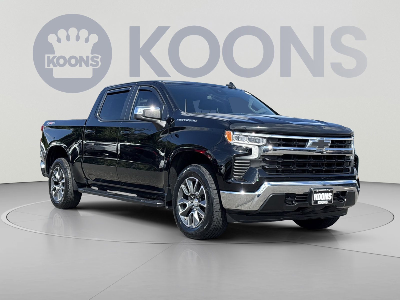 Used 2023 Chevrolet Silverado 1500 LT AWD/4WD image 10