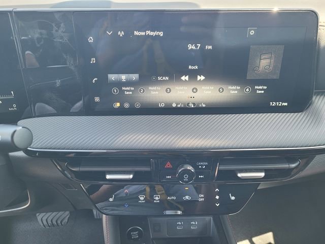 New 2026 Nissan Kicks SR FWD image 10