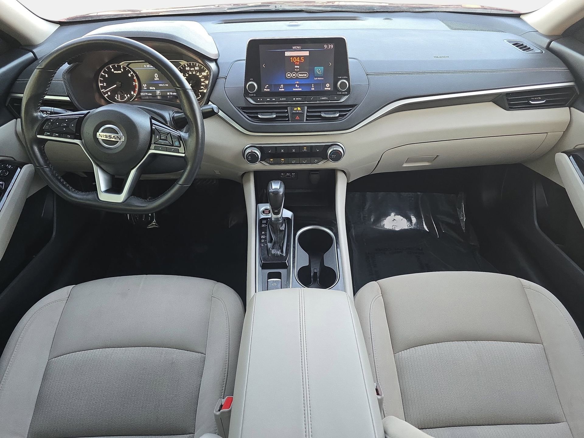 Certified 2022 Nissan Altima 2.5 SV w/ SV Premium Package AWD/4WD image 9