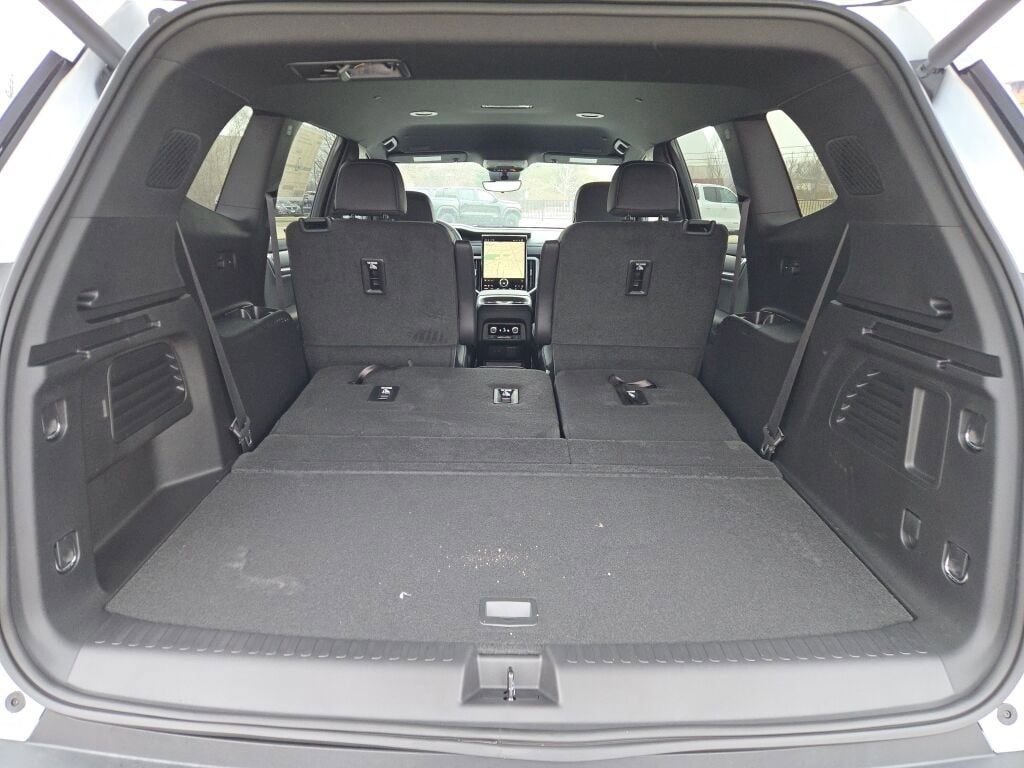 New 2026 GMC Acadia Elevation w/ Black Edition image 18