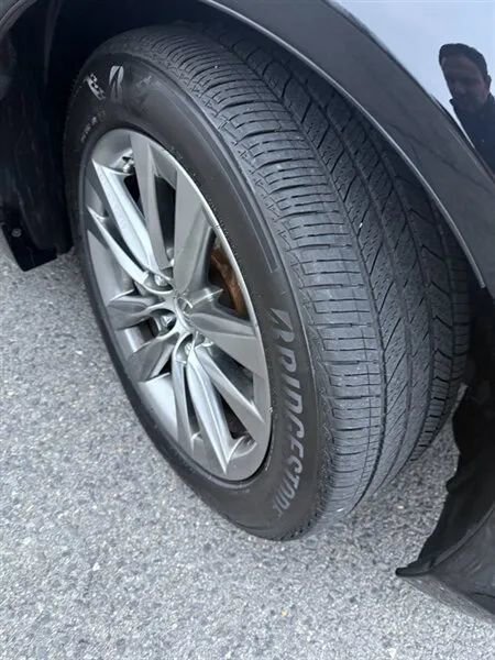 Used 2015 Lexus LS 460 AWD image 18