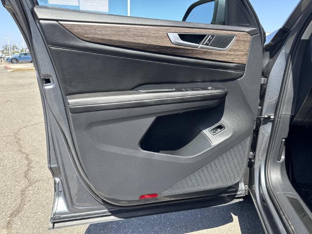 Certified 2024 Volkswagen Atlas SEL AWD/4WD image 21