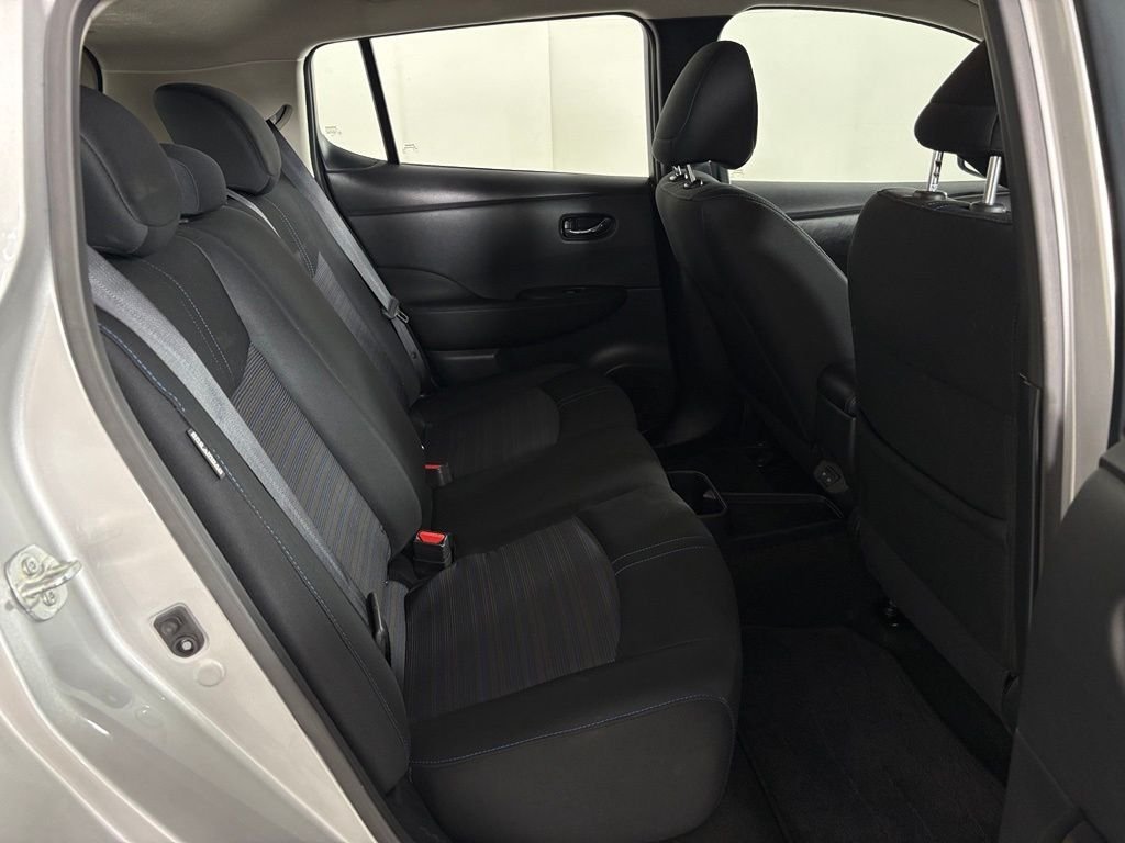 Used 2025 Nissan Leaf S FWD image 38