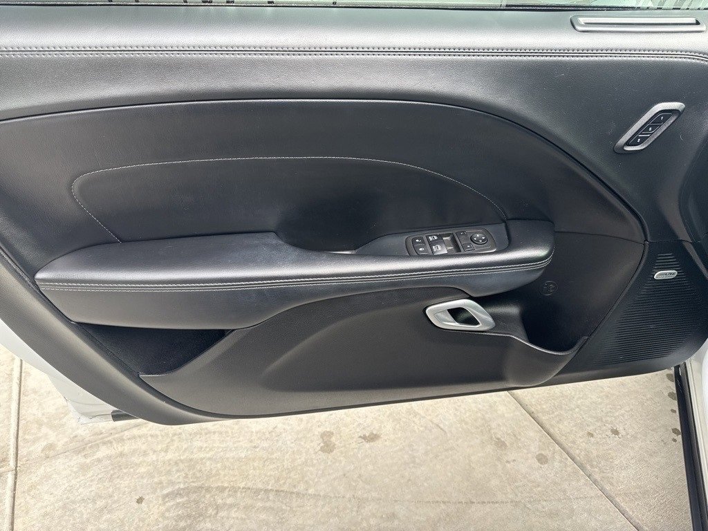 Used 2022 Dodge Challenger GT w/ Plus Package image 13