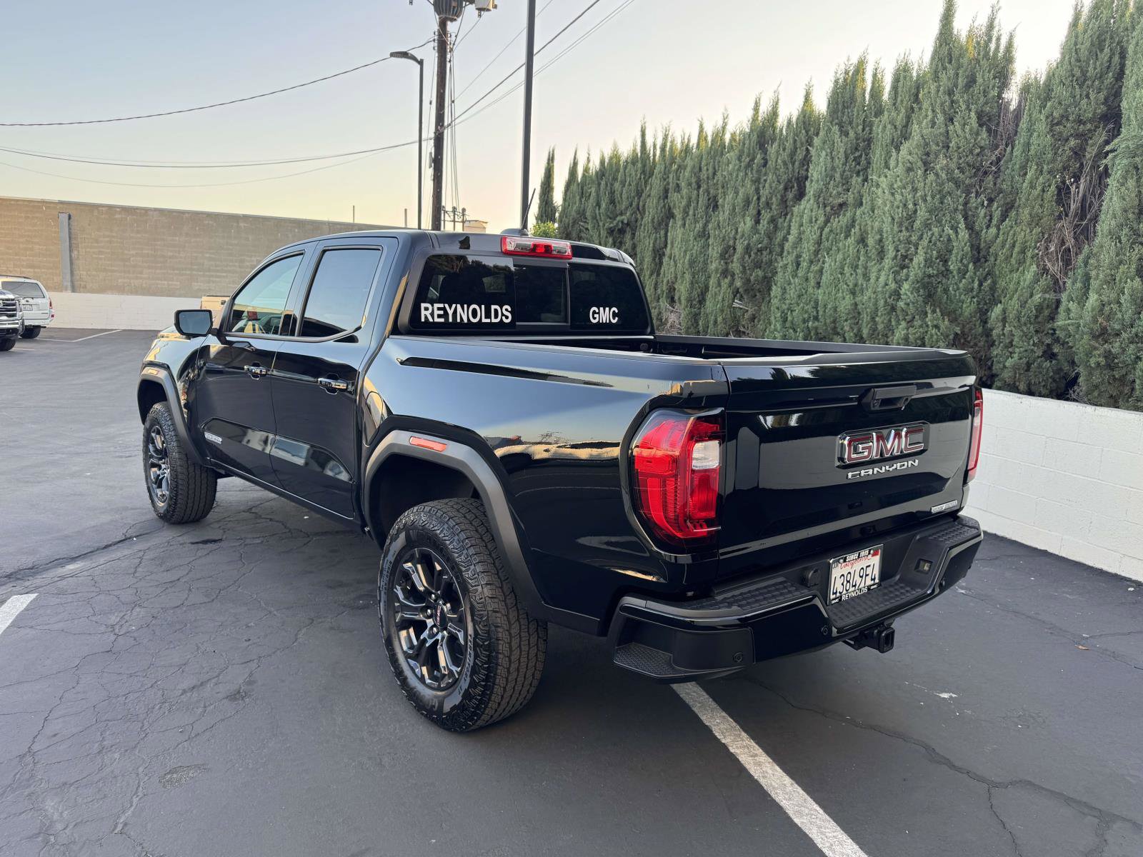 Used 2025 GMC Canyon Elevation w/ Convenience Package image 7