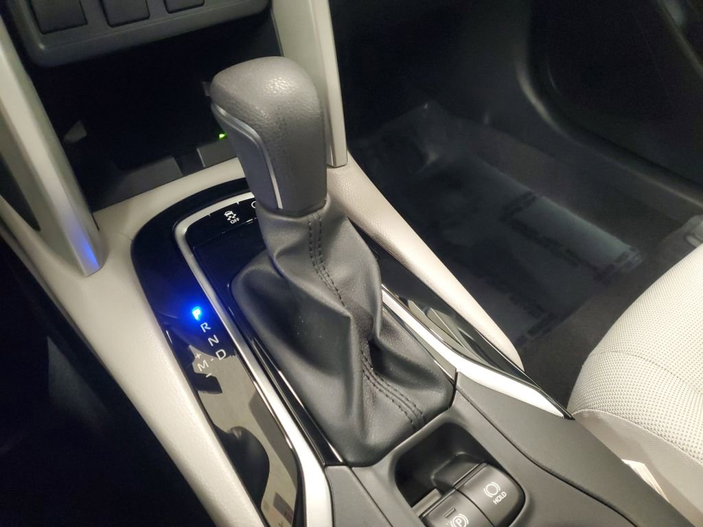 Certified 2024 Toyota Corolla Cross LE image 28