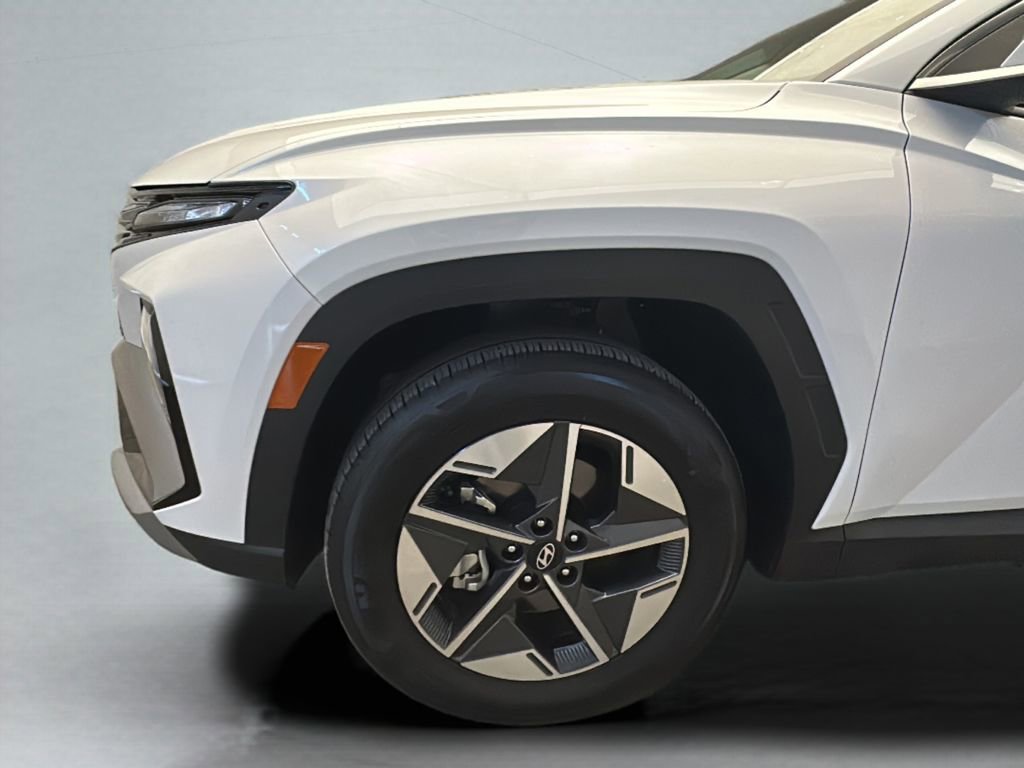 Certified 2025 Hyundai Tucson SEL image 3