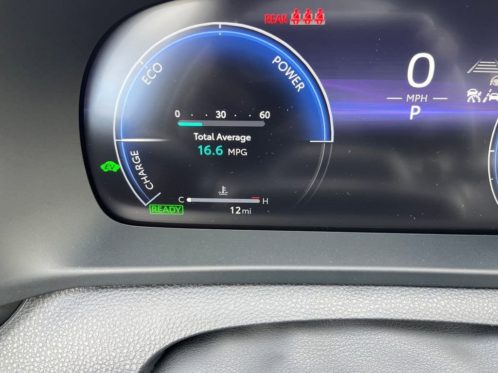 New 2025 Toyota Crown Signia image 18