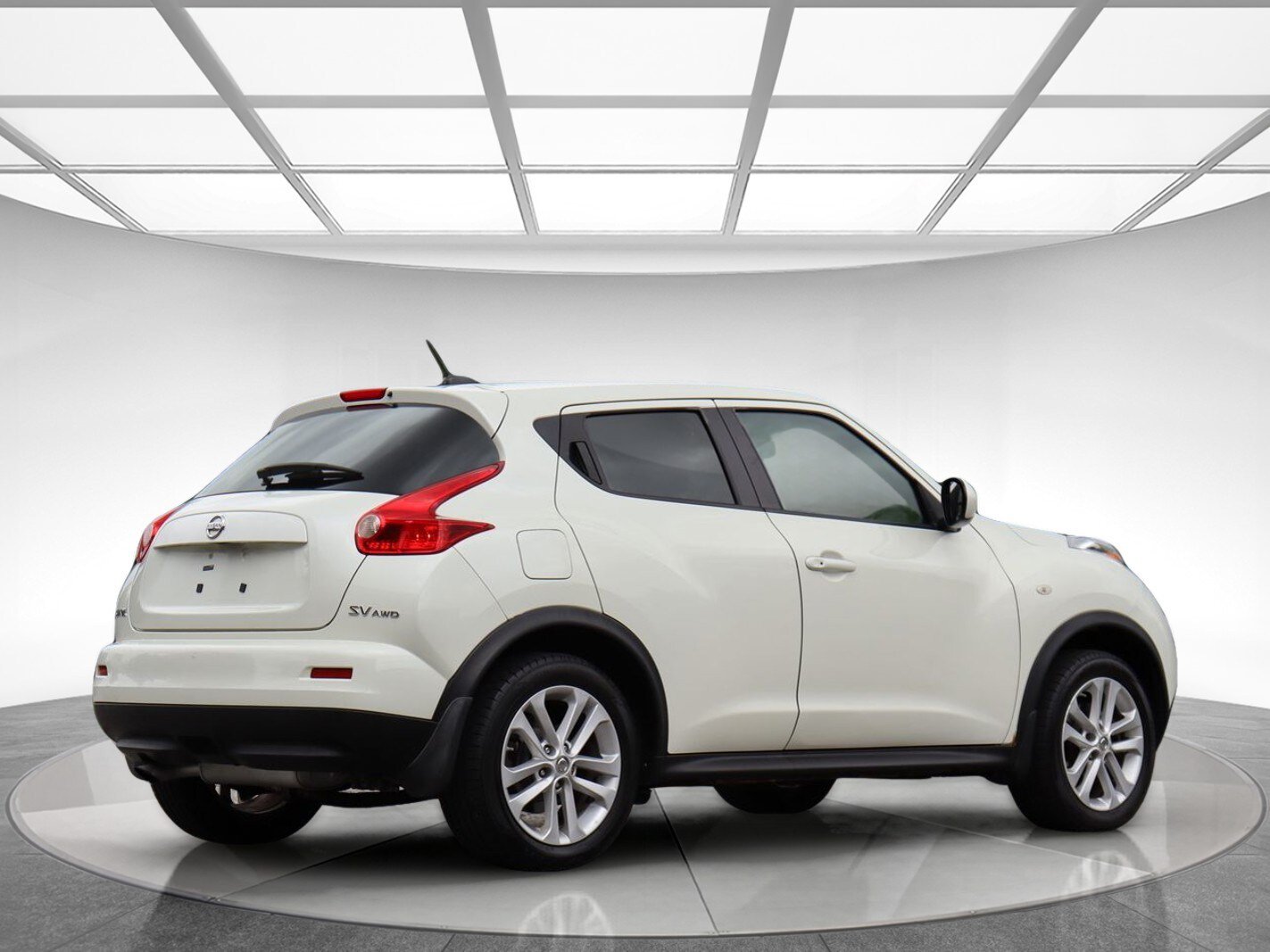 Used 2011 Nissan Juke SV AWD/4WD image 8