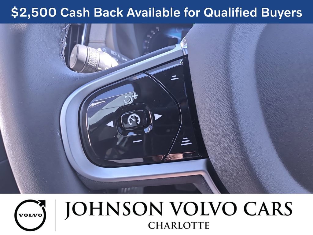 New 2026 Volvo XC90 B5 Plus w/ Protection Package image 18