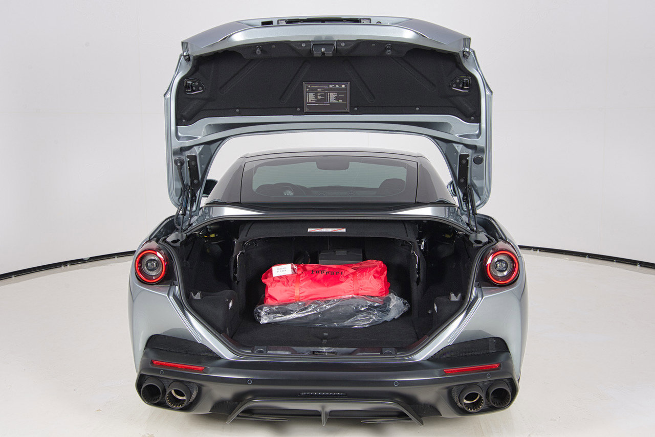 Certified 2019 Ferrari Portofino image 32
