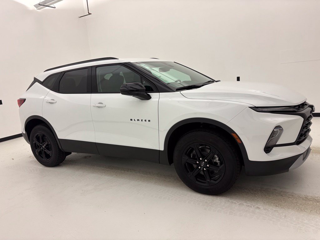 New 2026 Chevrolet Blazer LT w/ Convenience Package