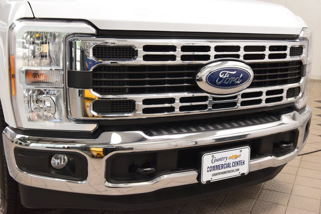 Used 2024 Ford F350 XL w/ XL Chrome Package RWD image 7