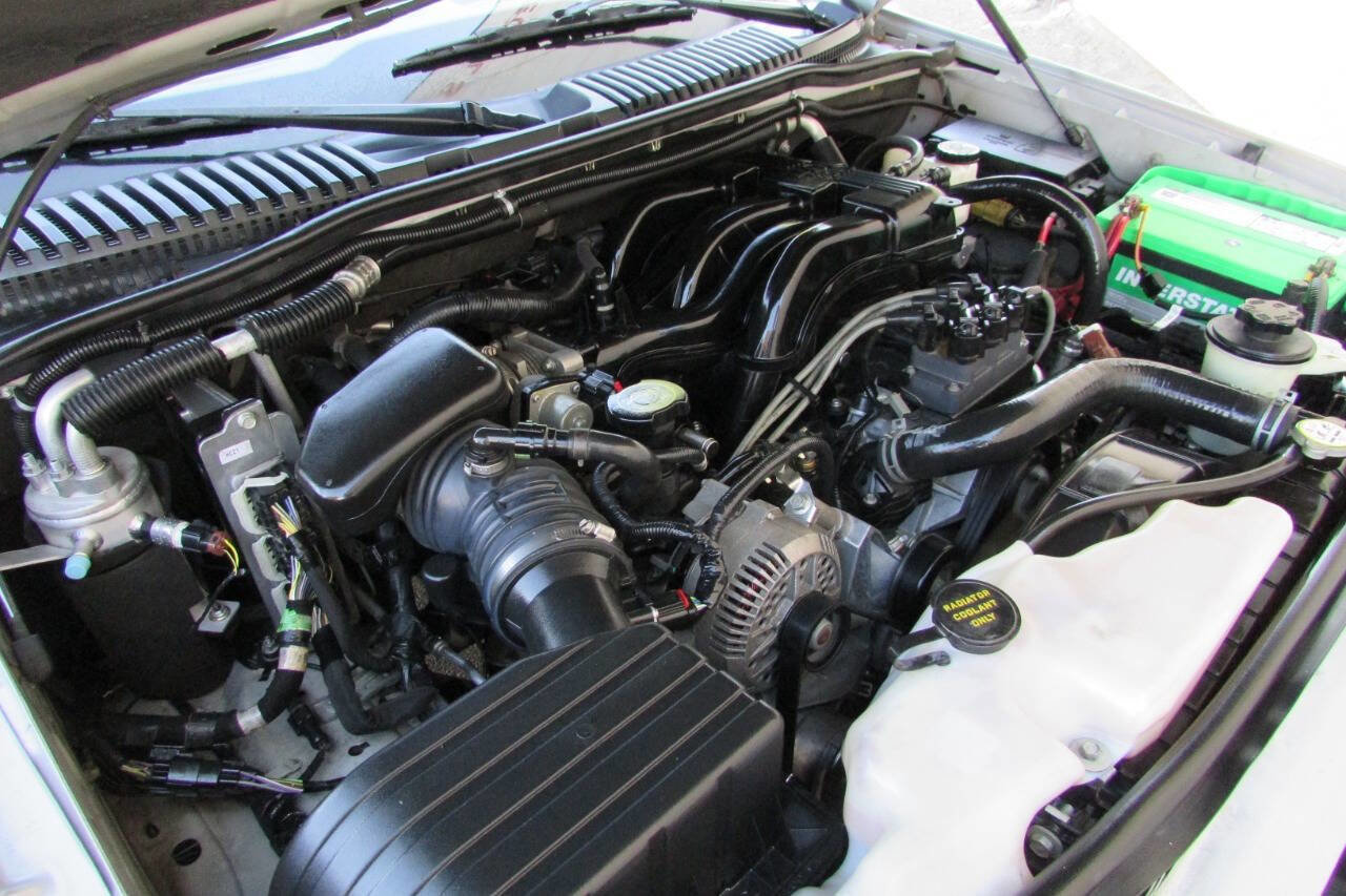 Used 2008 Ford Explorer XLT RWD image 39
