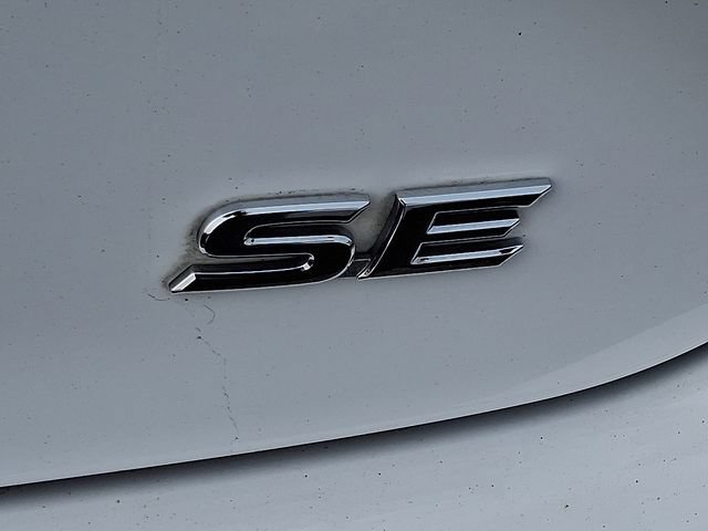 Certified 2025 Toyota Camry SE FWD image 9