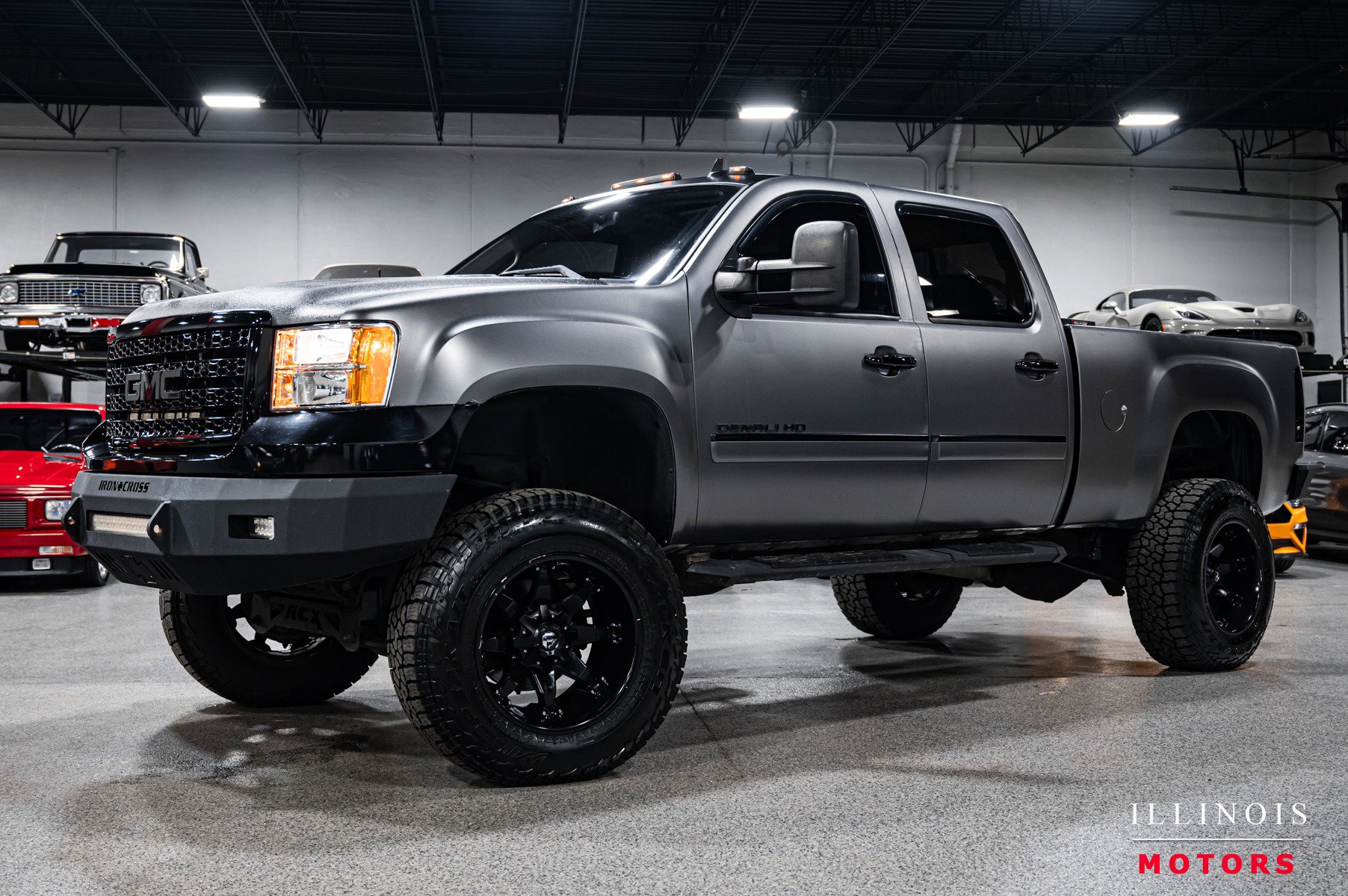 Used 2011 GMC Sierra 3500 Denali image 1