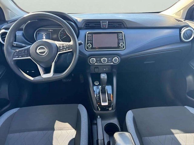 Used 2023 Nissan Versa SV image 10