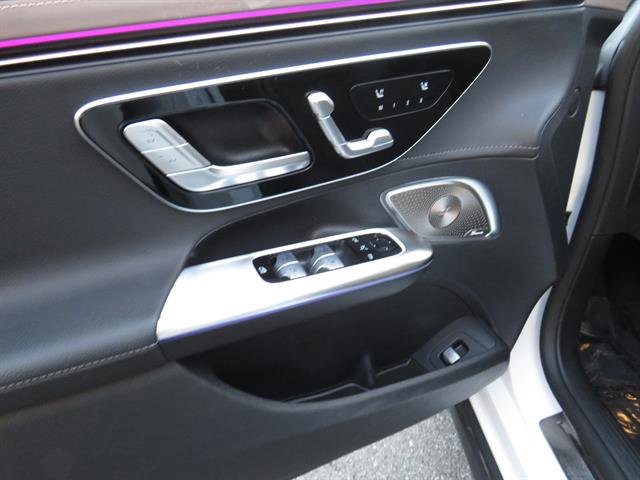 Used 2023 Mercedes-Benz EQE 350+ 4MATIC Sedan w/ Exclusive Trim Package image 9