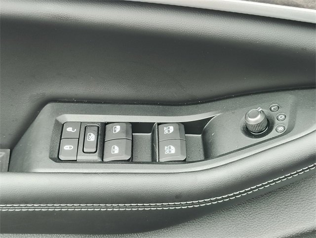 New 2025 Jeep Grand Cherokee Limited w/ Trailer Tow Package image 14