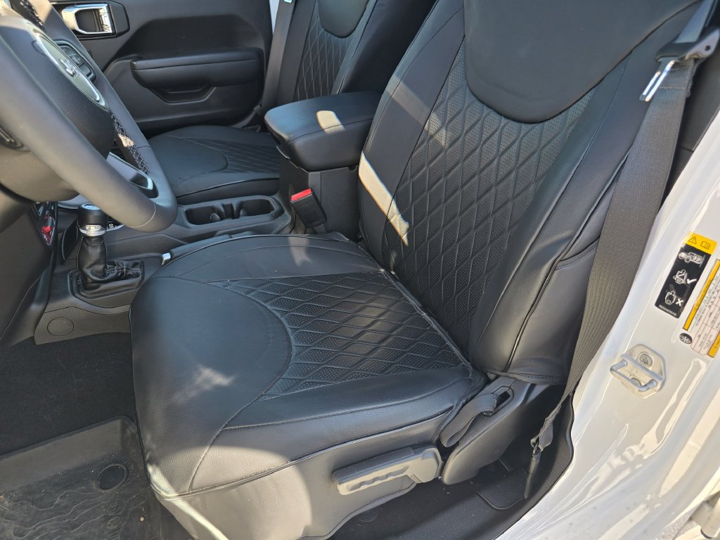 Used 2025 Jeep Wrangler Unlimited Sport AWD/4WD image 26