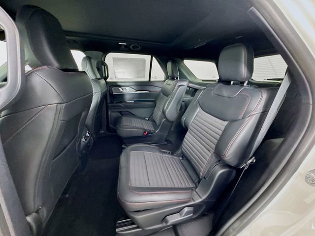 New 2026 Ford Explorer ST-Line w/ ST-Line Street Pack image 26