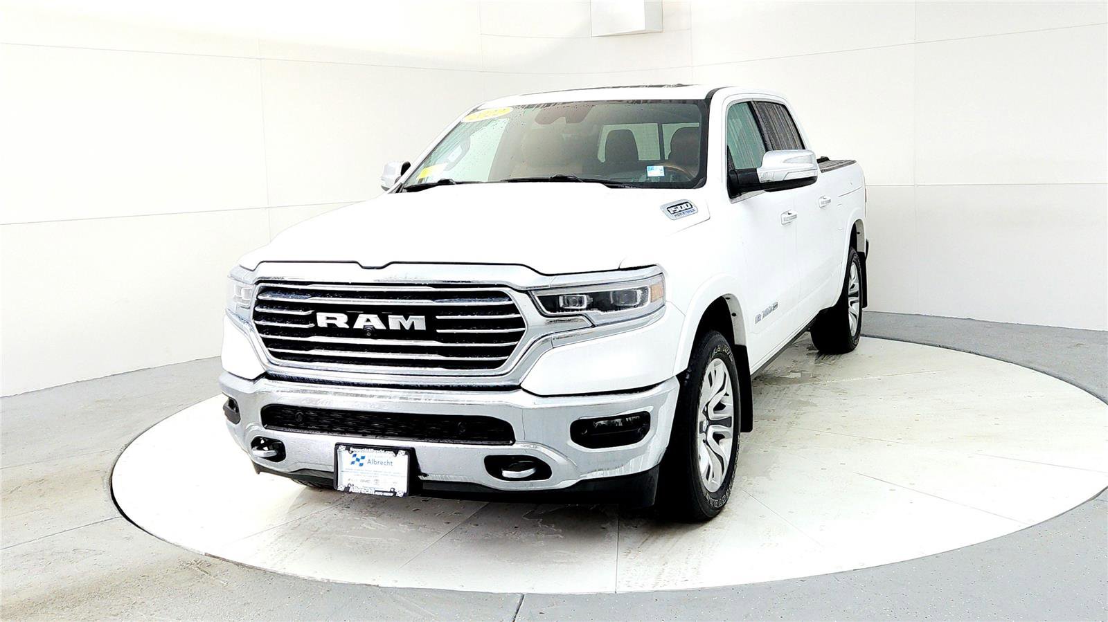 Used 2022 RAM 1500 Limited image 2