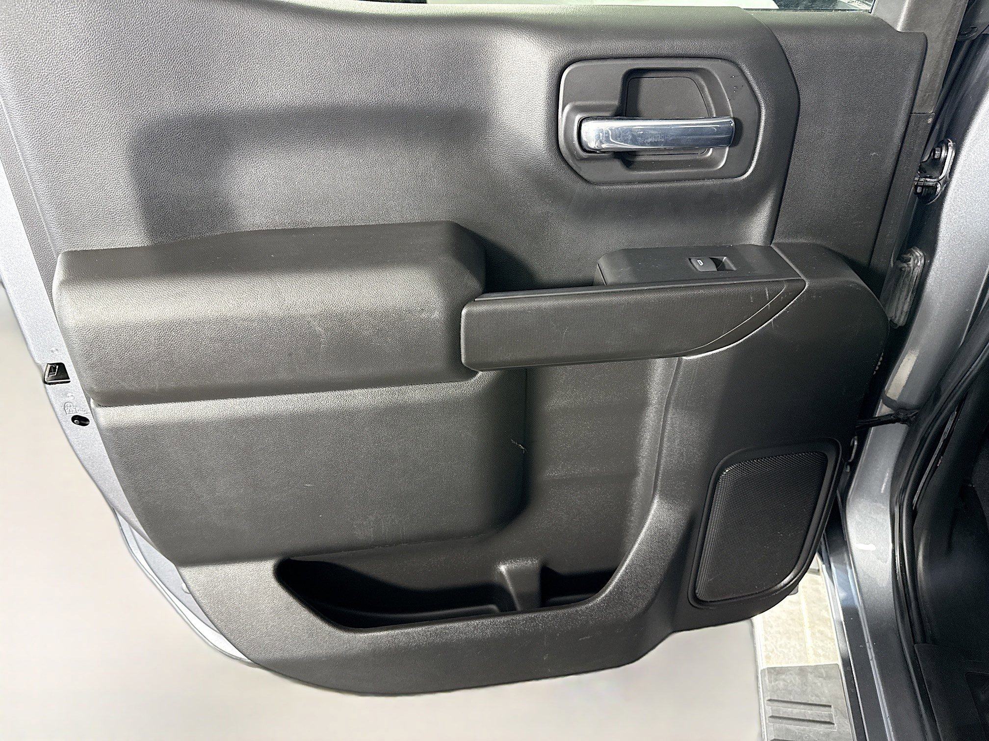 Used 2022 Chevrolet Silverado 1500 LT image 25