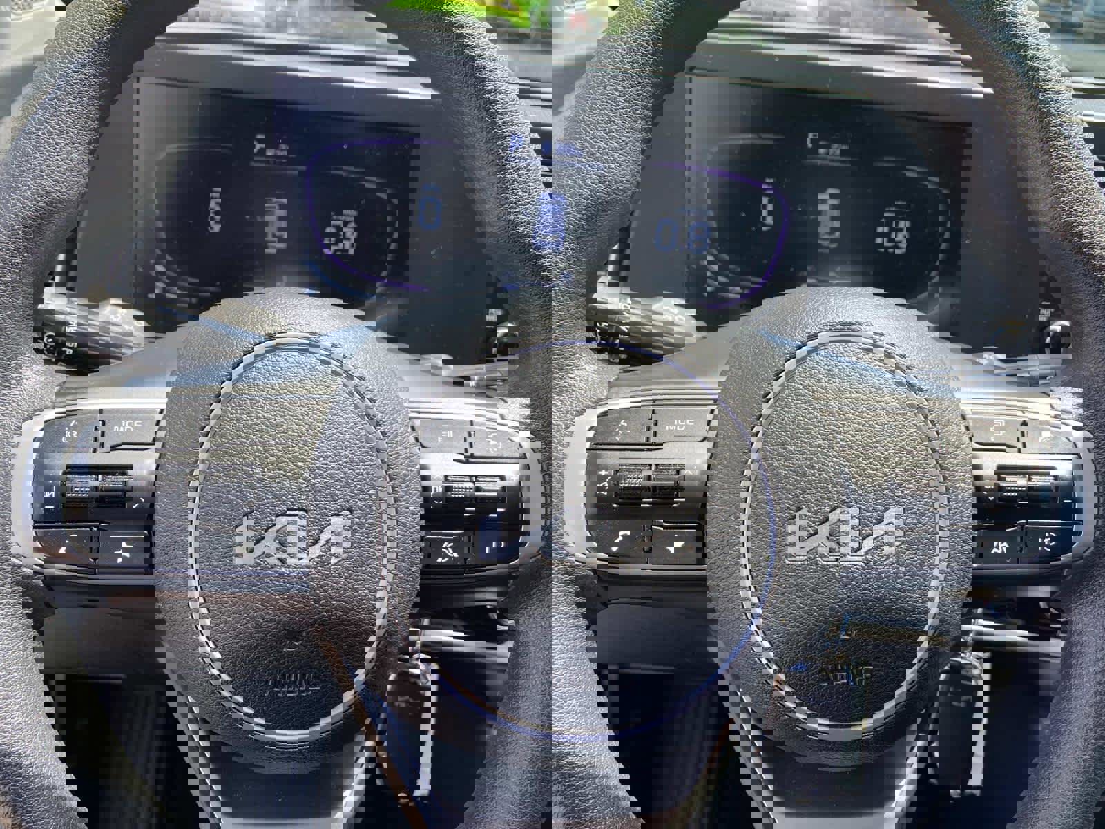 Used 2023 Kia Sportage LX image 16