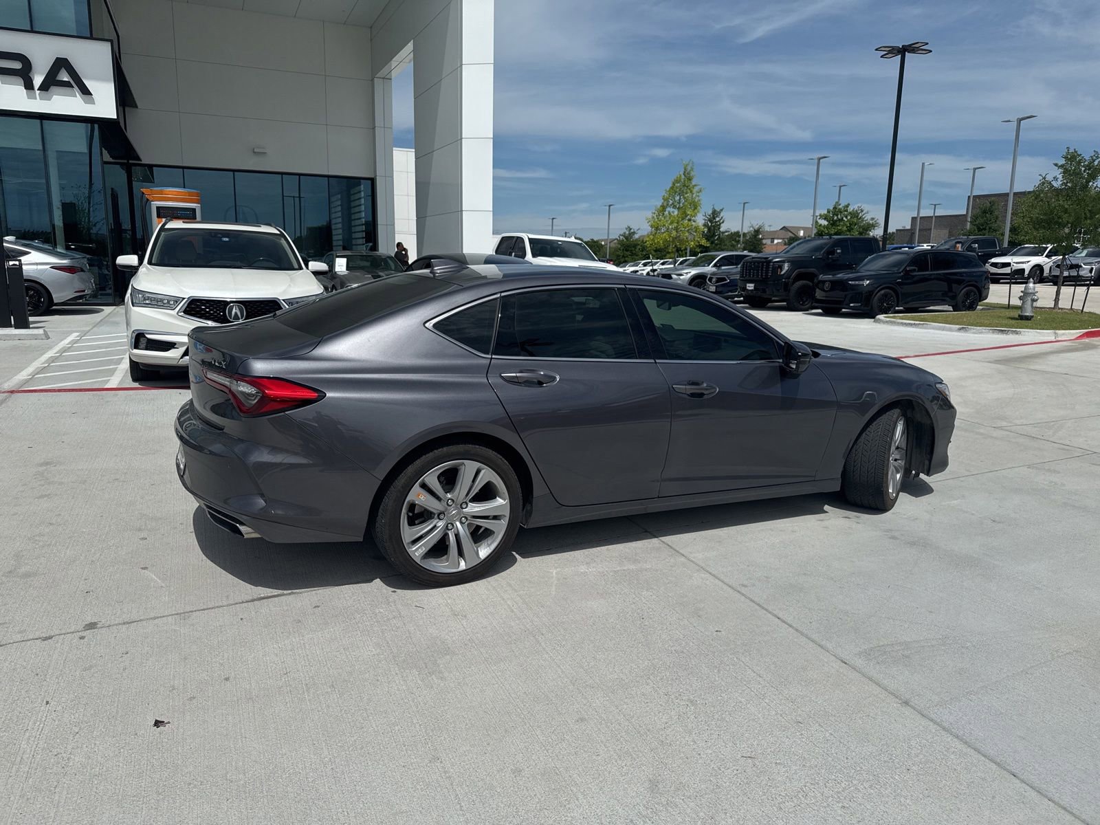 Used 2023 Acura TLX w/ Technology Package FWD image 2