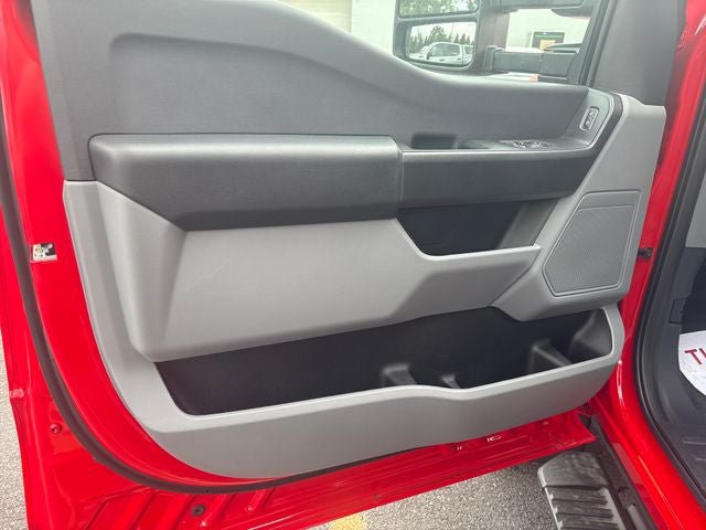 New 2026 Ford F550 4x4 Regular Cab Super Duty image 14